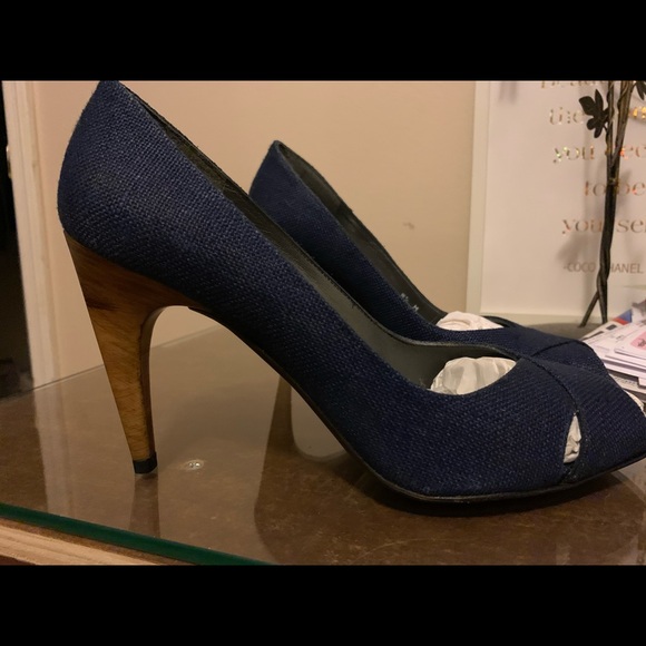 Stuart Weitzman Denim Heels - Picture 3 of 8